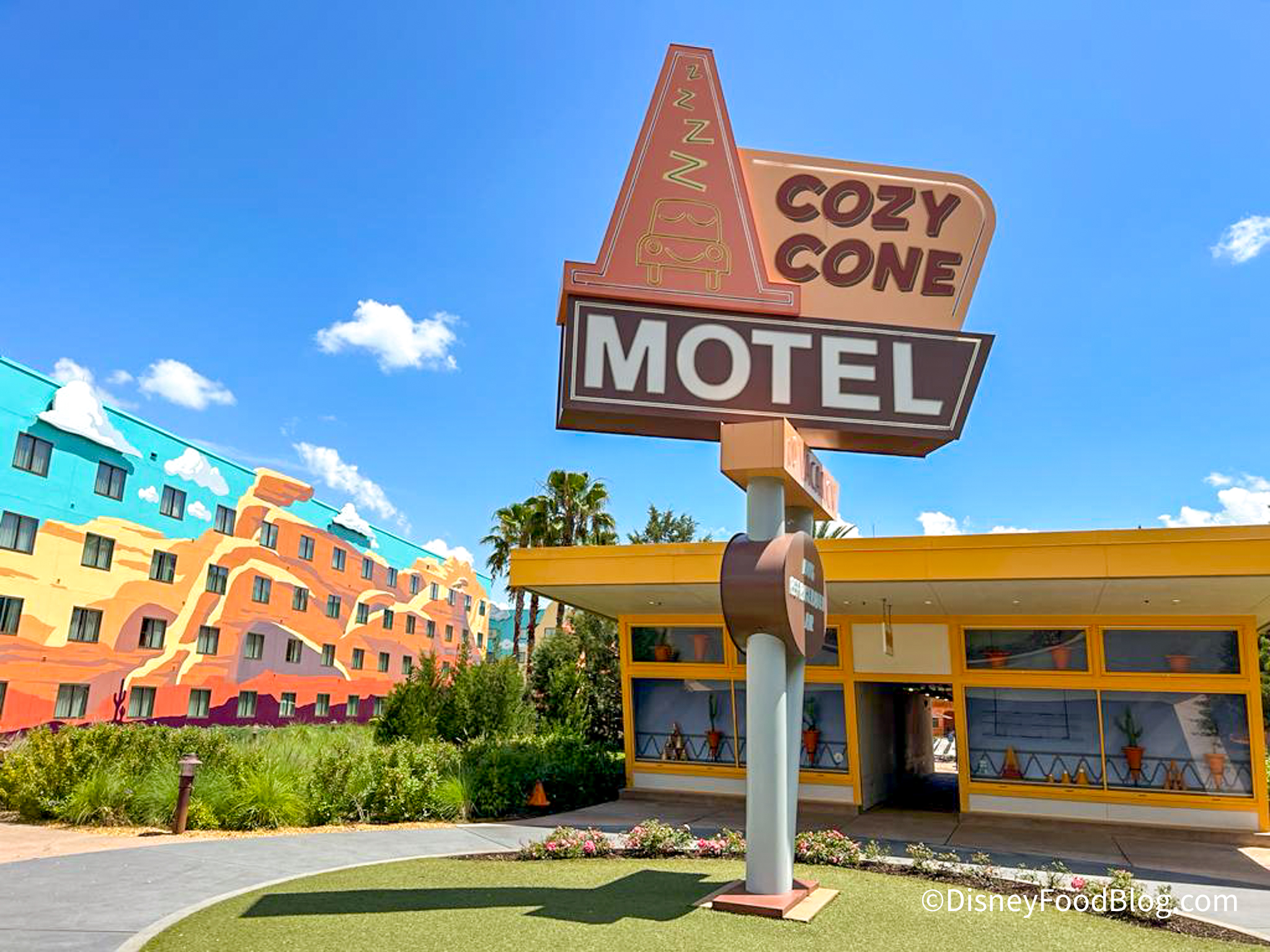 https://www.disneyfoodblog.com/wp-content/uploads/2023/04/2023-wdw-atmo-art-of-animation-hotel-resort-cars-5.jpg
