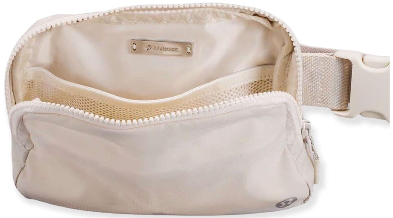This Is the Bag That Literally Everyone Takes to Disney World | the