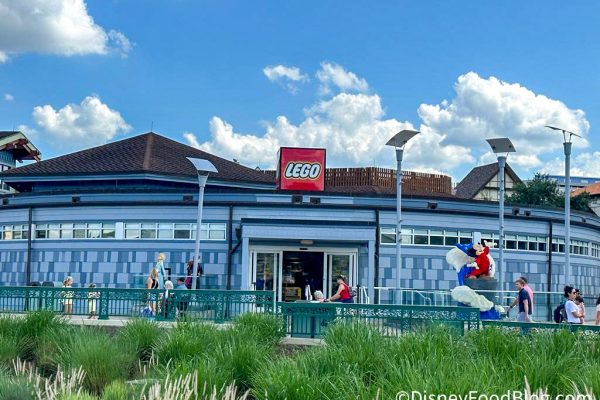 NEW Disney LEGO Sets Are Coming to ALDI Next Week
