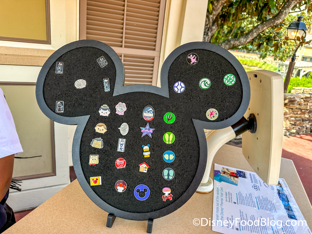 The Unspoken Rules of Pin Trading in Disney World