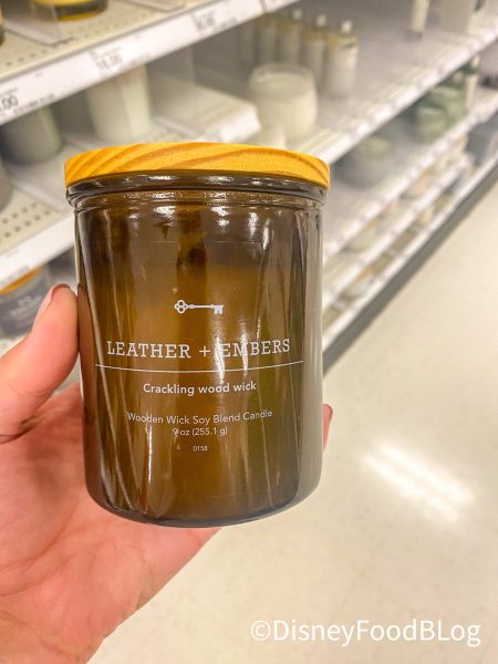 Target-candles-that-smell-like-Disney-le