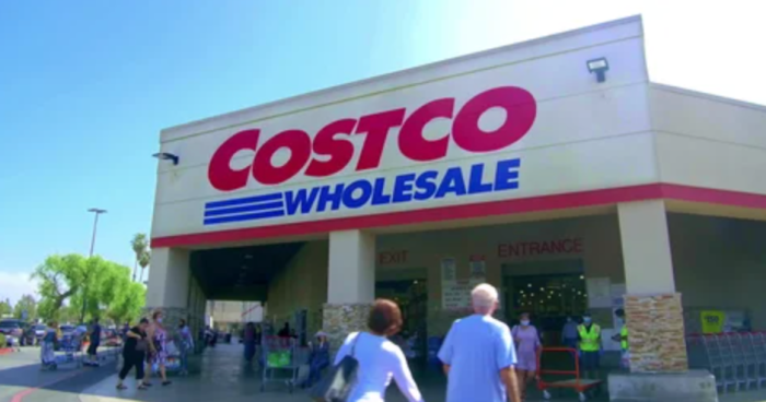 Costco Paris food court and selection : r/Costco