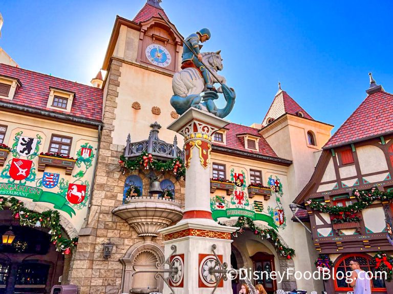 The BEST and WORST Spots to Watch Luminous in EPCOT | the disney food blog
