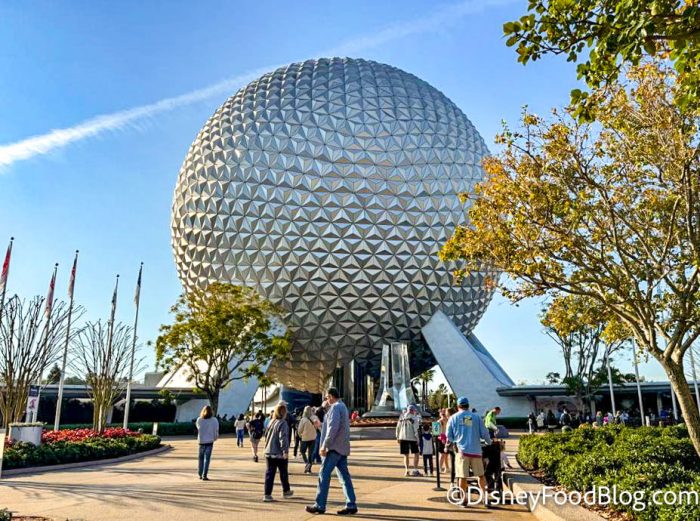 wdw-2024-epcot-spaceship-earth-atmo-stoc