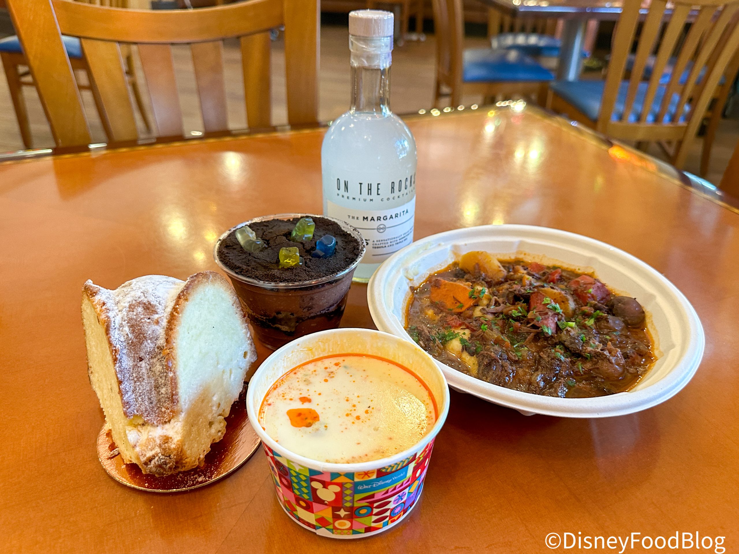 disney cruise breakfast and lunch