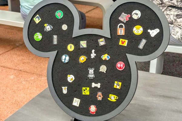 Disneyland Announces NEW Pin Trading Rules