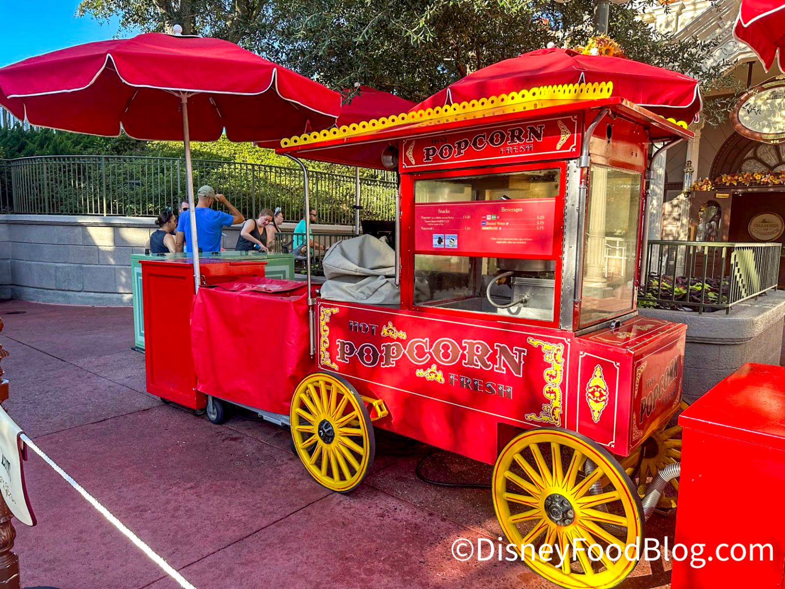 The NEW Popcorn Bucket Disney Adults Are Buying in Disney World | the ...