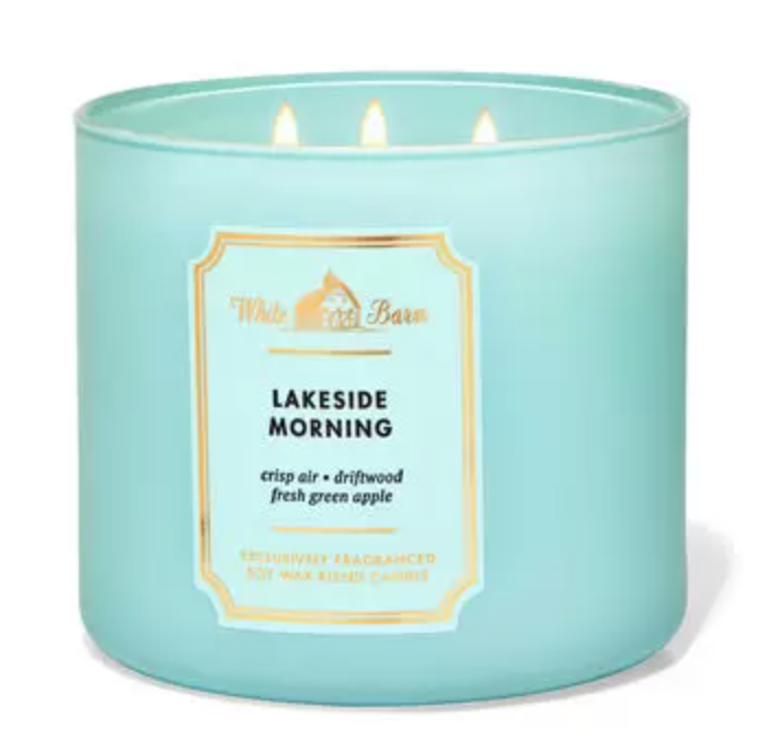 Bath & Body Works Candle That Smells Like Pirates Of The Caribbean