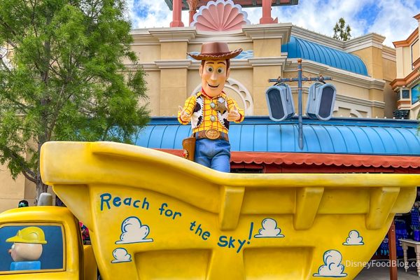 Disneyland Proposes Fewer Holidays and No Paid Parental Leave For Performers