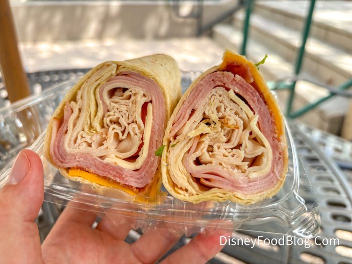 Country-Club-Wrap-Chip-n-Dale-Cafe-Sarat