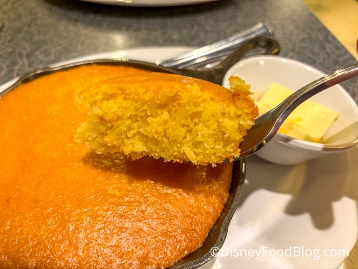 2025-wdw-dhs-50s-prime-time-cornbread-sk
