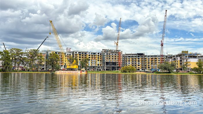 Lakeshore-Lodge-Construction-September-2