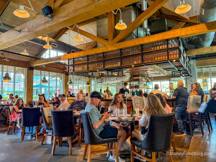 2025-WDW-disney-springs-chef-art-smiths-