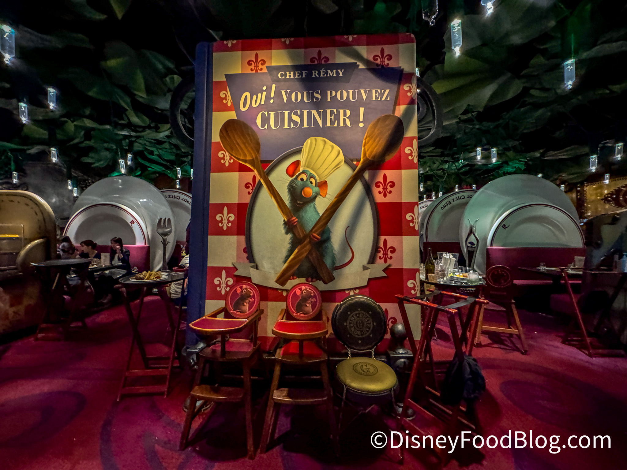 FULL REVIEW We Literally Ate at Remy's Restaurant From 'Ratatouille