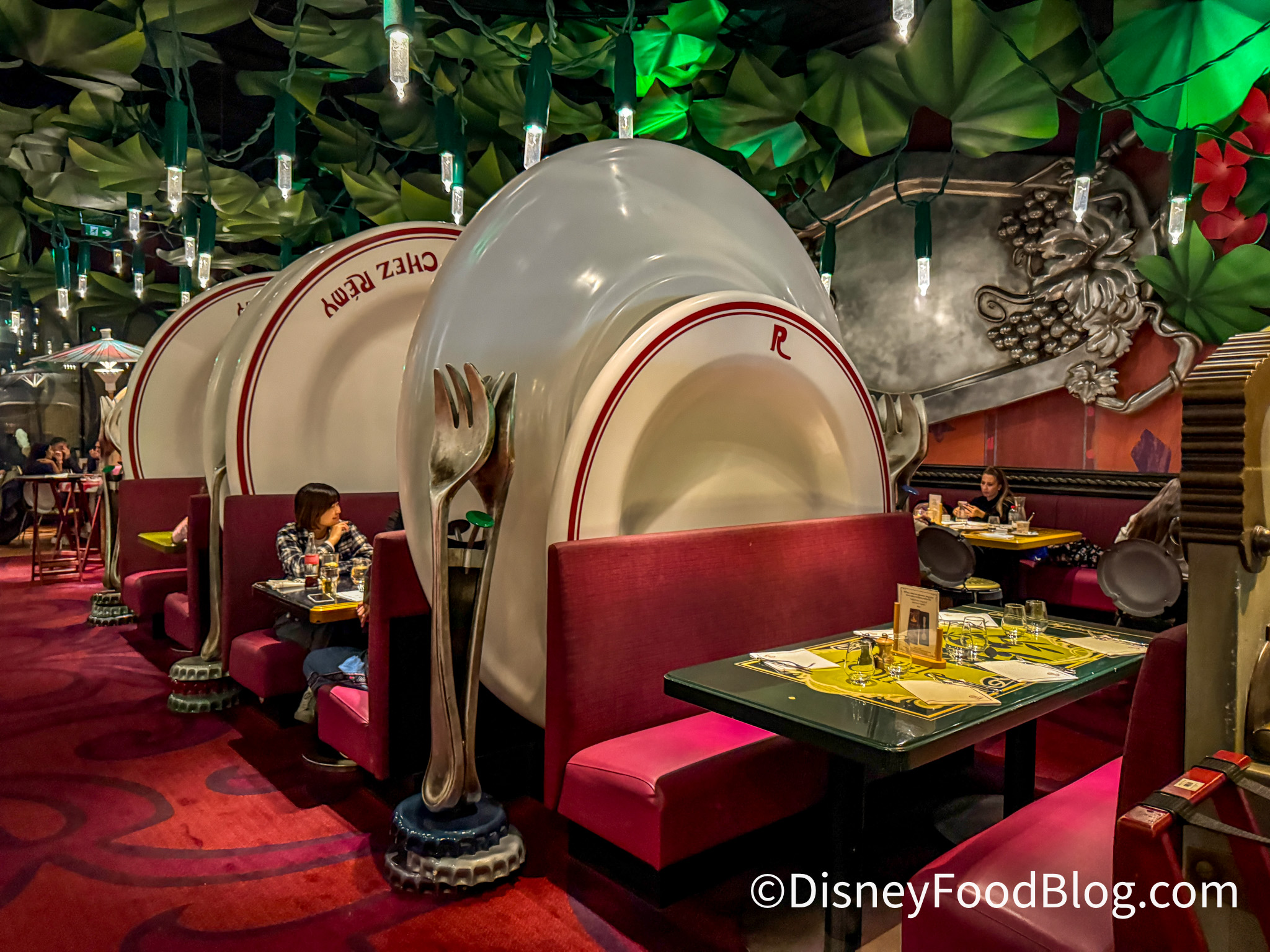 FULL REVIEW: We Literally Ate at Remy's Restaurant From 'Ratatouille ...