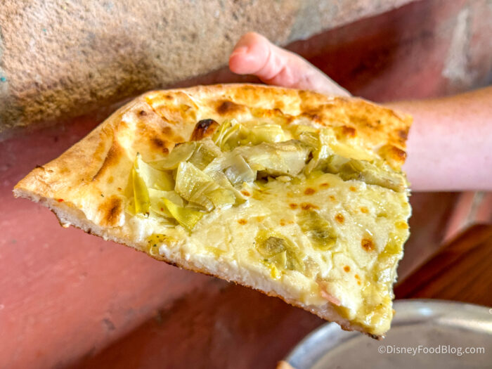 2025-WDW-EPCOT-via-napoli-Carciofi-Pizza