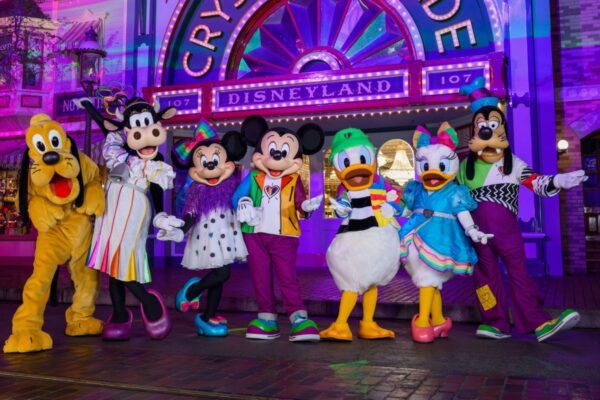 11 Limited-Time Snacks Are Coming To Disneyland SOON
