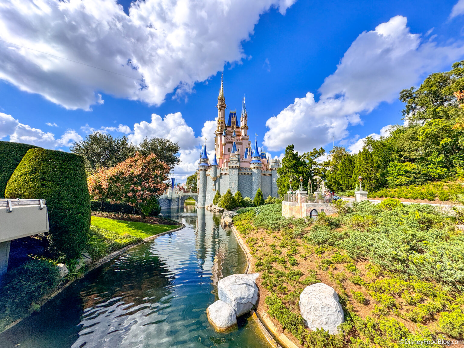 Disney World Announces EXCLUSIVE Hotel Perk — Do You Qualify? - Disney ...