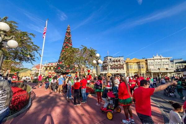 How to Score $95 Park Tickets for Christmas in Disney World