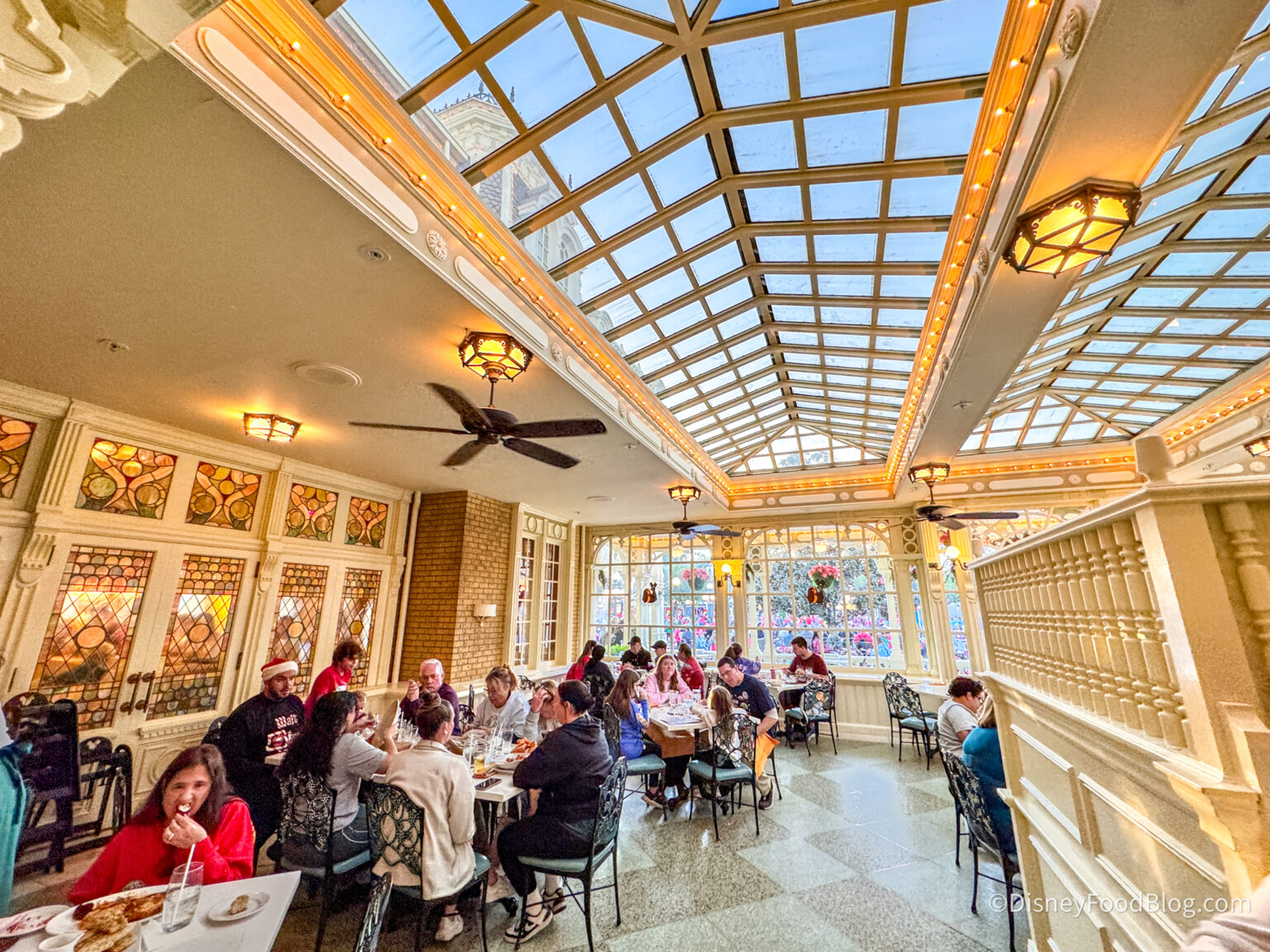 REVIEW This Magic Kingdom Restaurant ISN'T Terrible Anymore, and We