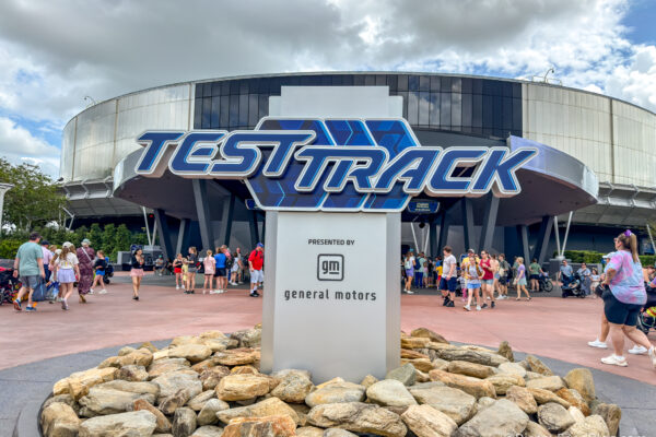 8 Disney Rides Averaged Waits of Nearly AN HOUR this Week