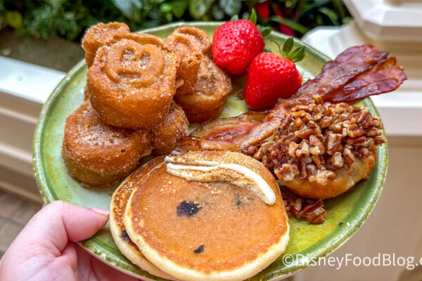 Why It Could Be HARDER to Book Dining Reservations for Disney World Tomorrow