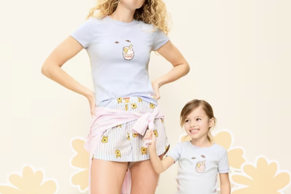 Old Navy Is That Girl — Here Are 9 Things We’re Ordering for Disney World