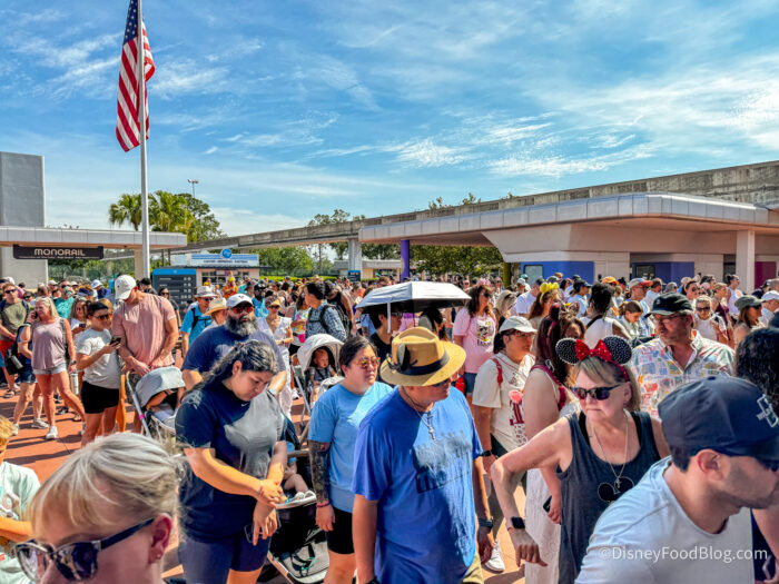 2026-WDW-EPCOT-may-summer-crowds-atmo-10