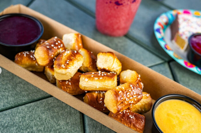2026-wdw-dak-bluey-snacks-animal-kingdom