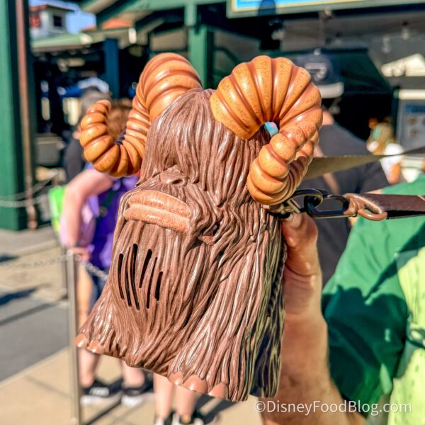 DFB-Bantha-Sipper-Popcorn-Stands-Hollywo