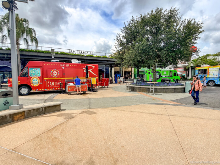 wdw-2026-disney-springs-west-side-food-t