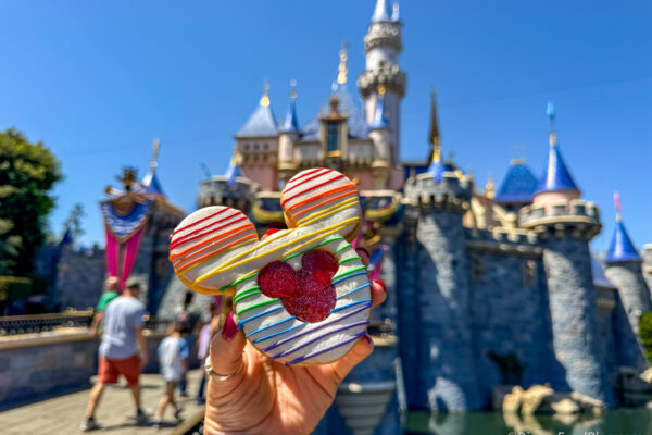 REVIEW: Disneyland Dropped 4 New Snacks, and They Might Be The Prettiest We’ve Ever Seen