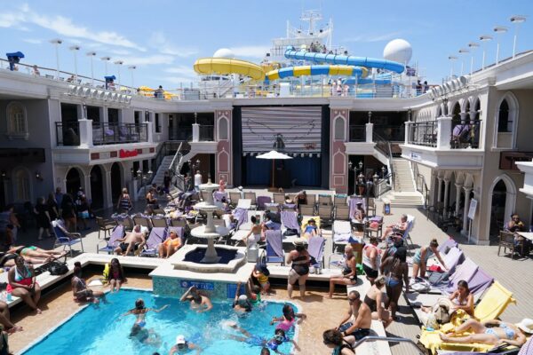 The Cruise Habits That Need to Die in 2026, According to Nearly 1,000 Very Frustrated Travelers