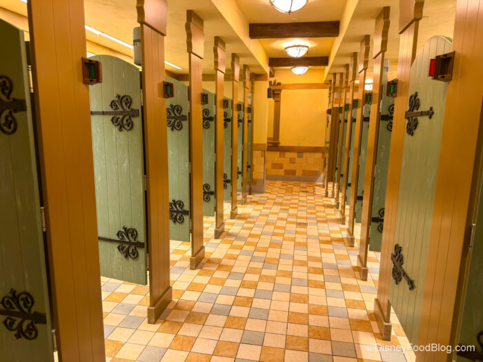 2026-wdw-mk-fantasyland-tangled-bathroom