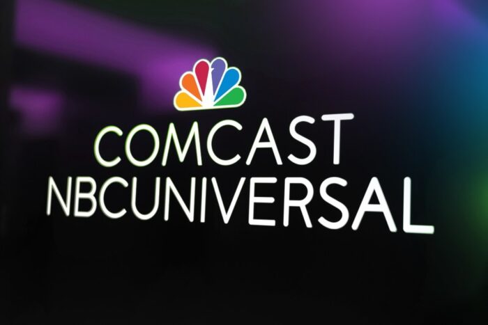 Comcast-NBCUniversal-logo-700x467.jpg