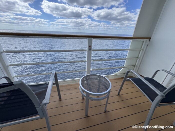 DFB-Deluxe-Oceanview-Staterooms-with-Ver