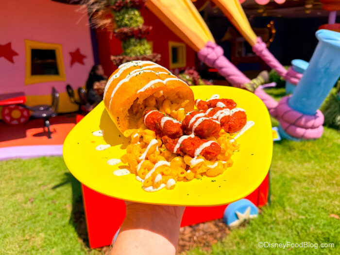 Trying the Mac & Cheese Cones at Universal’s Seuss Landing