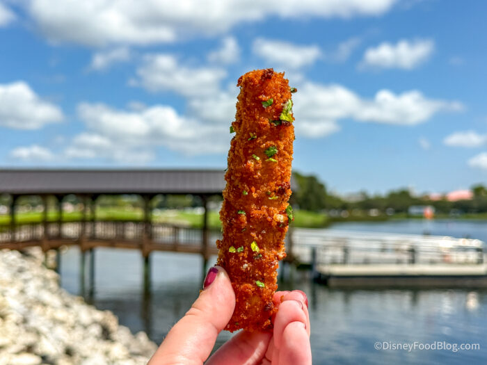 2026-wdw-disney-springs-city-works-Crab-