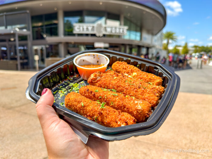 2026-wdw-disney-springs-city-works-Crab-