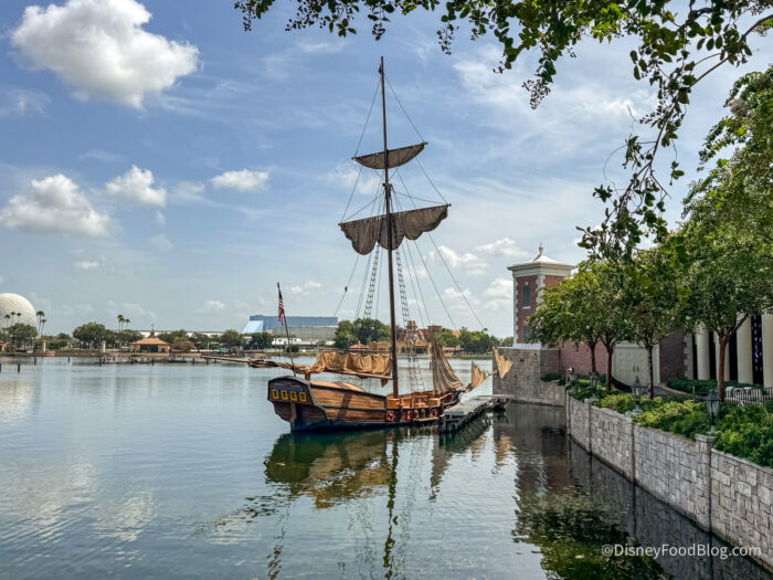 2026-wdw-epcot-american-adventure-golden