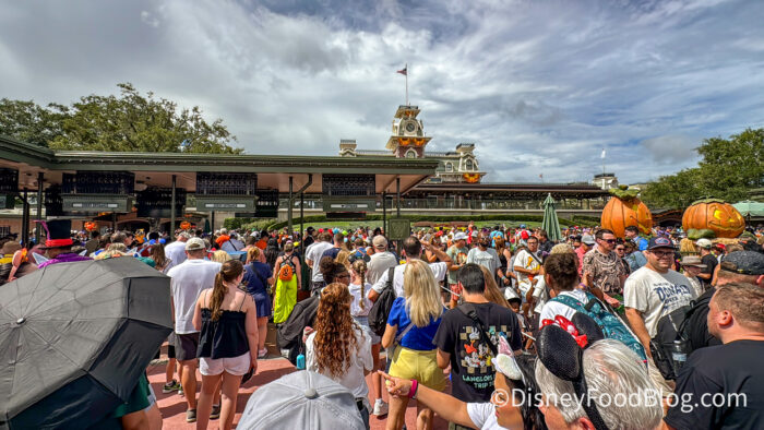 2026-wdw-magic-kingdom-mickeys-not-so-sc