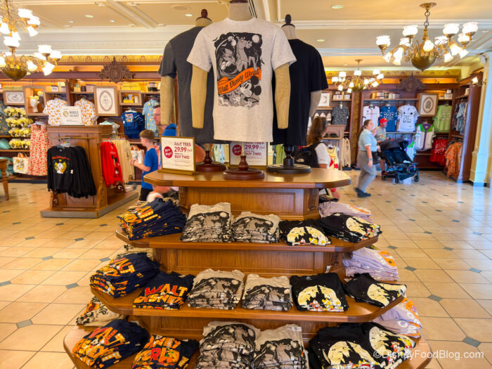 2026-wdw-mk-emporium-halloween-shirt-dis