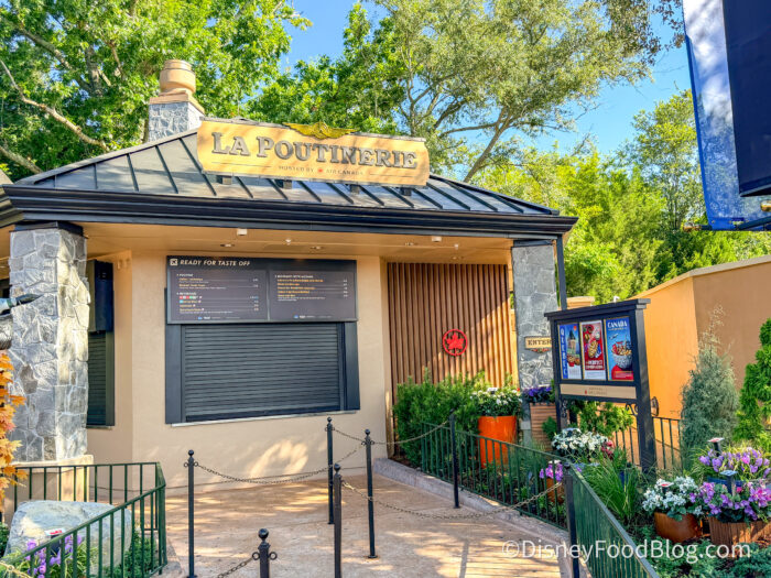 DFB-Atmosphere-La-Poutinerie-World-Showc
