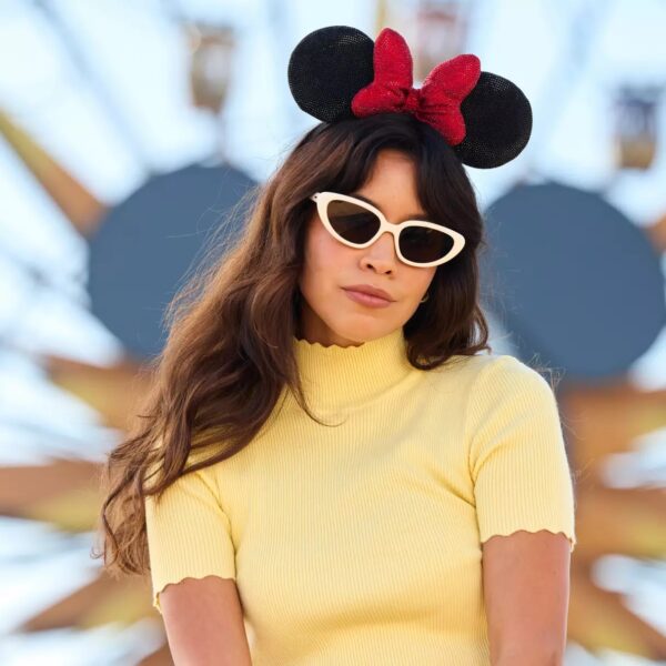 Minnie-Mouse-Sequined-Ear-Headband-–-Bla
