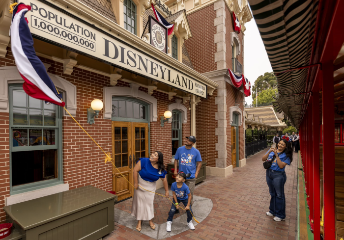 dlr-2026-disneyland-one-billionth-guest-