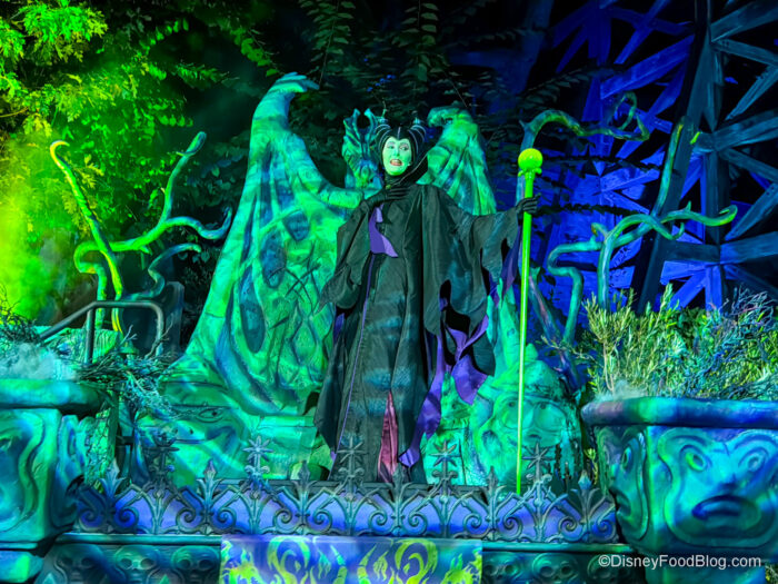 2026-dlr-dca-oogie-boogie-bash-treat-tra
