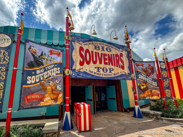 DFB-Big-Top-Souvenirs-Shop-Fantasyland-M