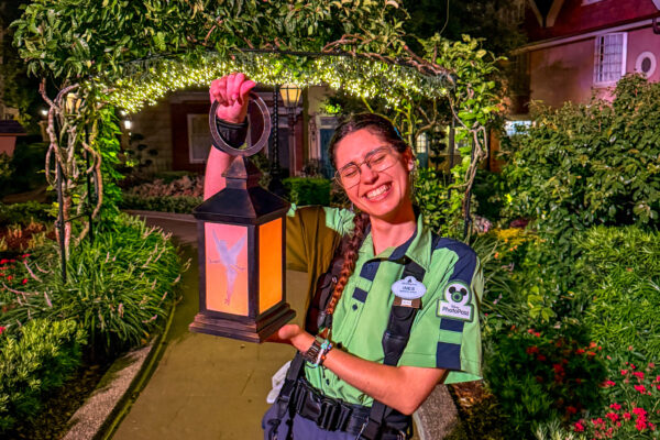 Did Disney World Just Quietly Announces CHANGES Coming To PhotoPass?
