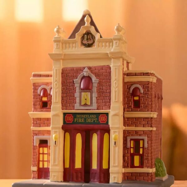 Disneyland-Fire-Department-Light-Up-Figu