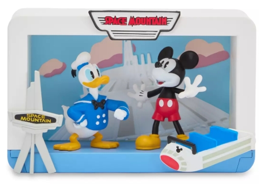 Mickey-Mouse-and-Friends-Disney-Parks-Di